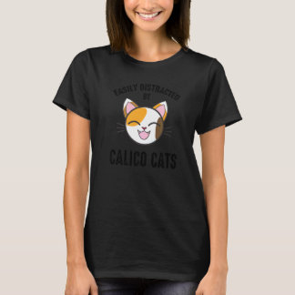 Camiseta Facilmente Distraído Por Gatos Malhados  Gato Malh