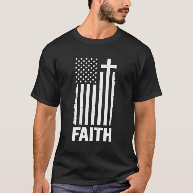 Camiseta Faith Cross American Flag Christian Patriot Us Gif (Frente)