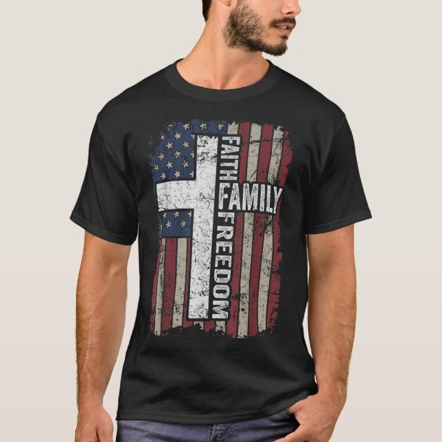 Camiseta Faith Family Freedom Patriotic Christian Vintage U (Frente)