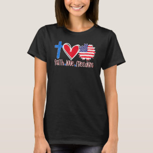 Camiseta Faith Love Freedom American Flag Flower Christian