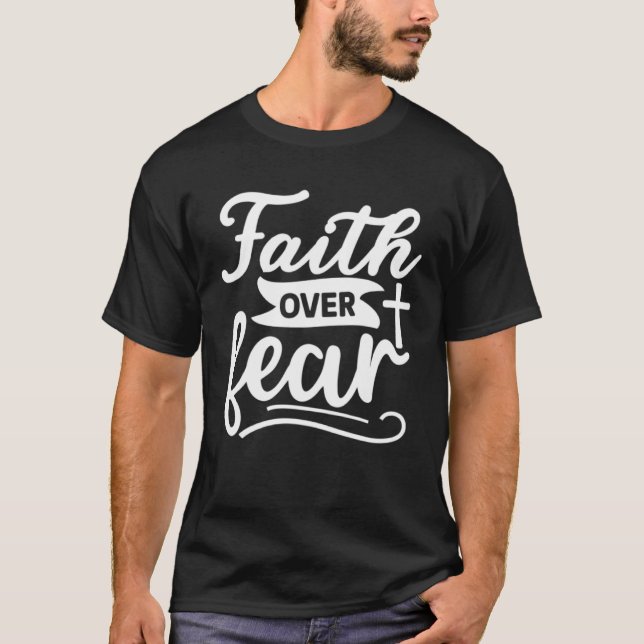 Camiseta Faith Over Fear  Christian Cross  Religious  God   (Frente)