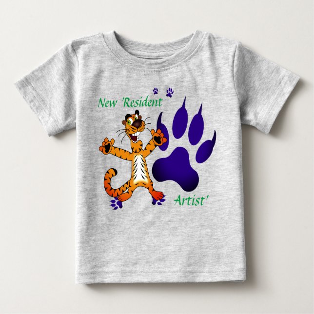 Camiseta Faixas de Bebê Tigre Pequeno Artísticas (Frente)