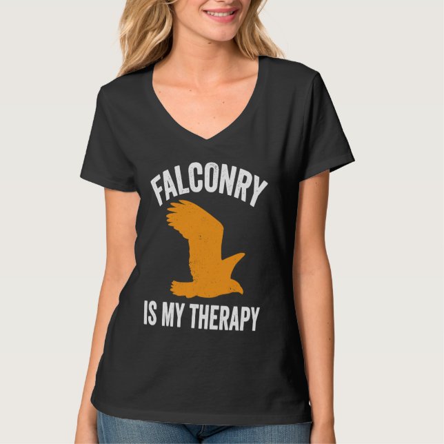 Camiseta Falconry Is My Therapiy Falconer (Frente)