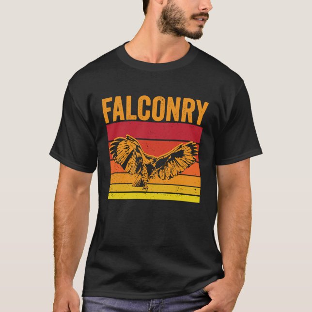 Camiseta Falconry Retro Sunset Falcon (Frente)