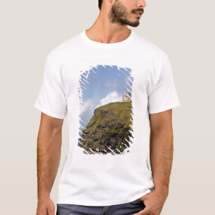 Camiseta Falésias de Moher e Torre de O'Brien.