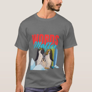 Camiseta Família Colorida de Pinguins Amor