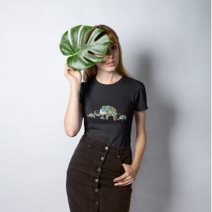 Camiseta Família colorida retro do elefante da flor