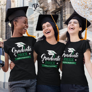 Camiseta Família de nomes de ano personalizado do formando