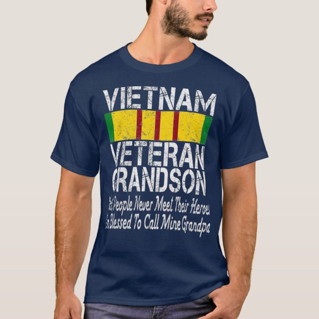 Camiseta Família Militar norte-americana Vietnam, neto vete (Frente)
