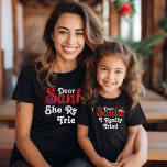 Camiseta Família Natal Personalizada Caros Papais noeis Eng<br><div class="desc">Torne a temporada de festas do seu filho especial com nossa Família de Natal Personalizada Engraçada Camiseta Criança "Papais noeis". Esta camisa encantadora e humorística é a maneira perfeita de adicionar um toque de diversão festiva às comemorações de Natal da sua família. Personalize a camisa com o nome da sua...</div>