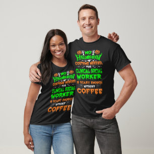 Camiseta Fantasia de Halloween Terapeuta Social Clínica Ass