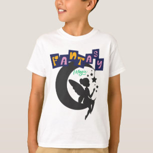 Camiseta Fantasia Magia - Fada Sentada na Lua com Estrelas