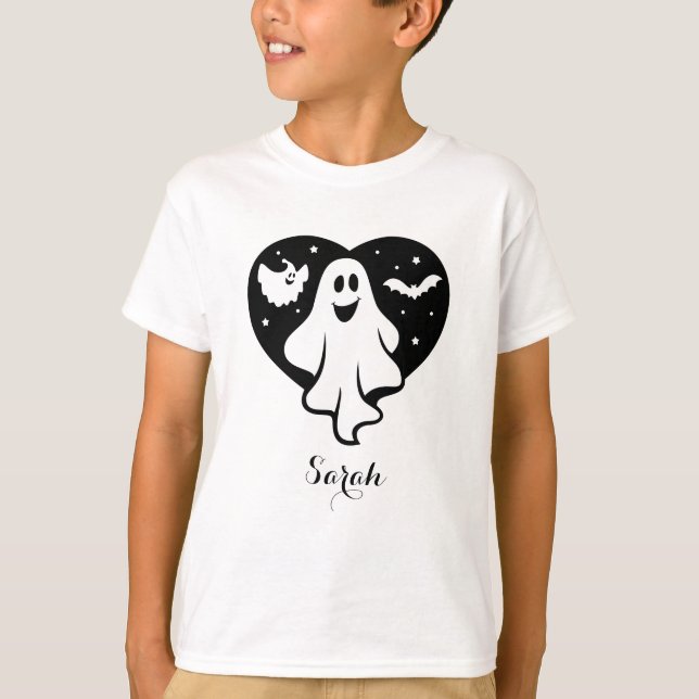 Camiseta Fantasma Bonita Do Halloween Com Coração E Bat (Frente)