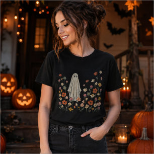 Camiseta Fantasma Fofo no Jardim de Flores Silvestres Hallo