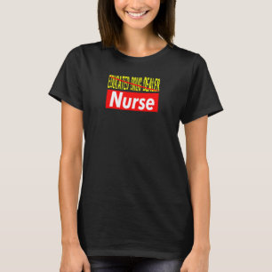 Camiseta Farmacêutico Comerciante de Drogas Educado Farmáci