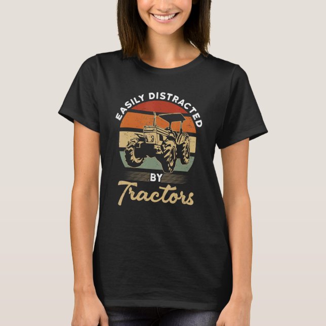 Camiseta Farming Quote Tractor Easily Distracted by Tractor (Frente)