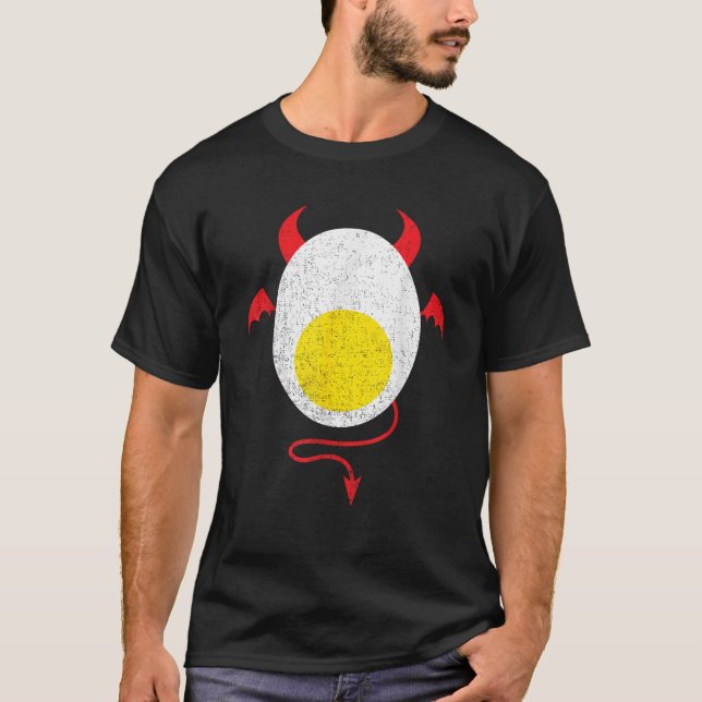 Camiseta Farto de comida de gema de ovo do diabo de Hallowe (Frente)