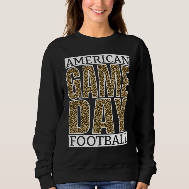 CAMISETA FÃS DE FUTEBOL AMERICANOS VIBES CLASSY LEOPA (Frente)