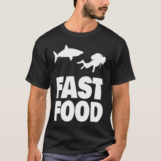 Camiseta Fast Food Diver Shark Scuba Diving Diver Cute (Frente)