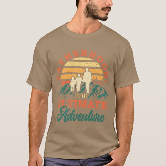 Camiseta Fatherhoodhe Fama dos Pais da Família Adventure (Frente)