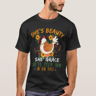 Camiseta Fazenda de Frangos Ela é Bonita Ela é Graça  Fazen