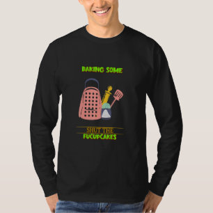 Camiseta Fazendo Alguns Calarem Os Bolos,
