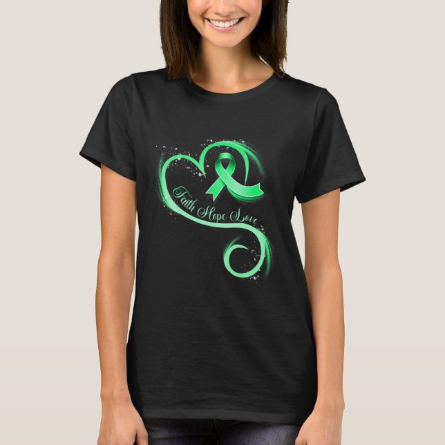 Camiseta Fé Esperança Amor Faixa Verde Conscientização da D (Frente)
