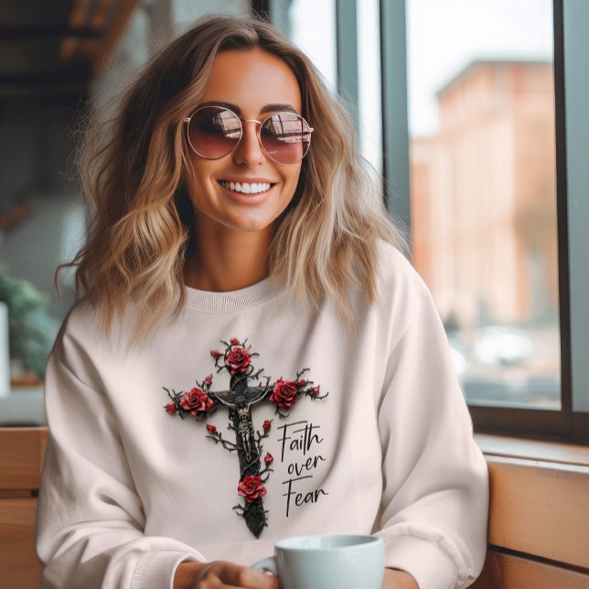 Camiseta Fé sobre o medo (Criador carregado)