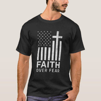 Camiseta Fé Sobre o Medo Cruz Patriótica Bandeira Americana