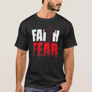 Camiseta Fé sobre o medo da citação de Bíblia inspiradora C
