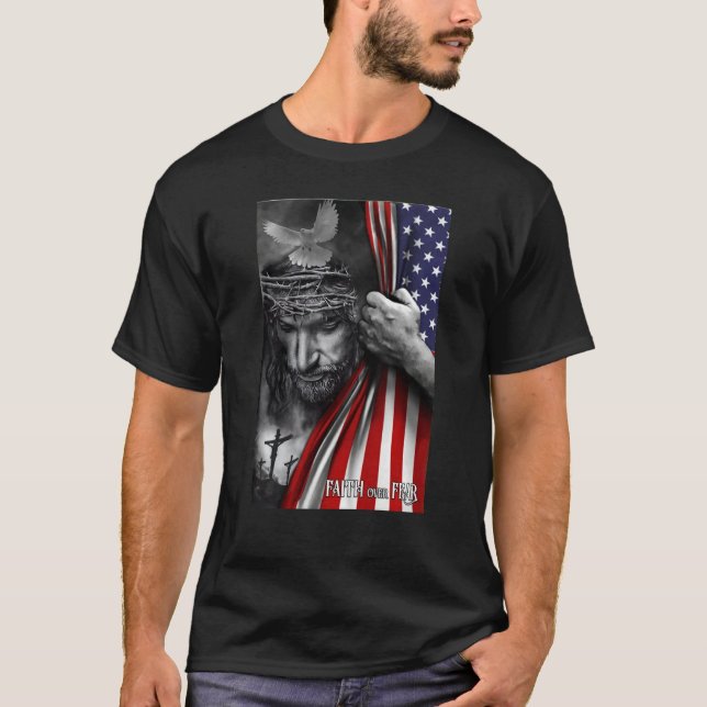 Camiseta Fé sobre o medo de Deus Jesus bandeira cristã (Frente)