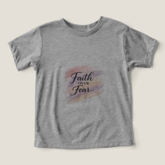 Camiseta Fé Sobre o Medo – Inspiração Cristã Moderna D