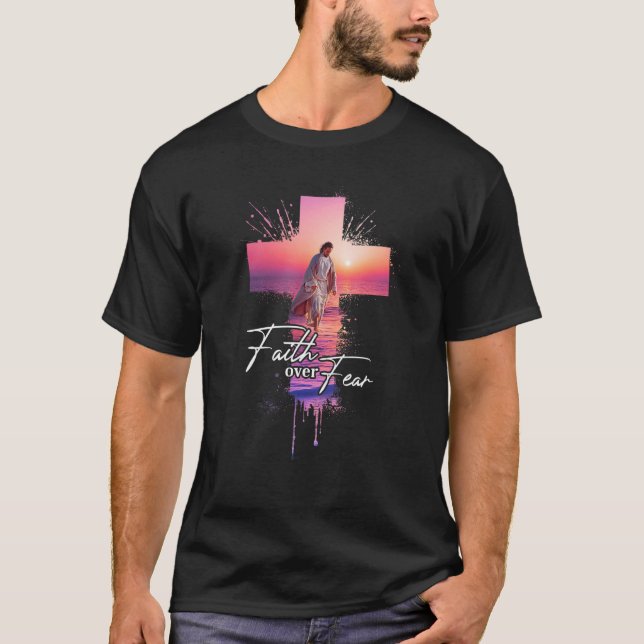 Camiseta Fé sobre o medo Jesus sobre a água que Jesus salva (Frente)