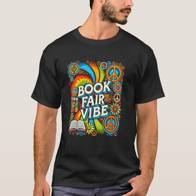 Camiseta Feira de Livros Psicodélicos para Leitores Ávidos  (Frente)