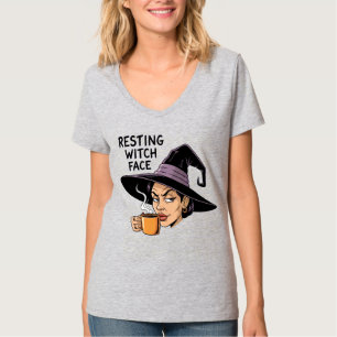 Camiseta Feiticeira em repouso no Halloween