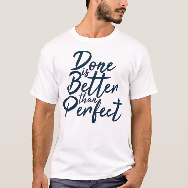 Camiseta Feito é melhor do que o esperado (Frente)