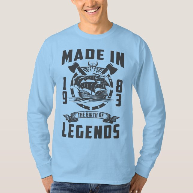 Camiseta Feito Em 1983 O Nascimento Das Lendas (Frente)