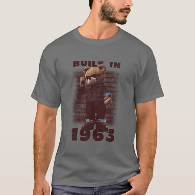 Camiseta Feito em Presente B-day em 1963 | 60 anos (Frente)