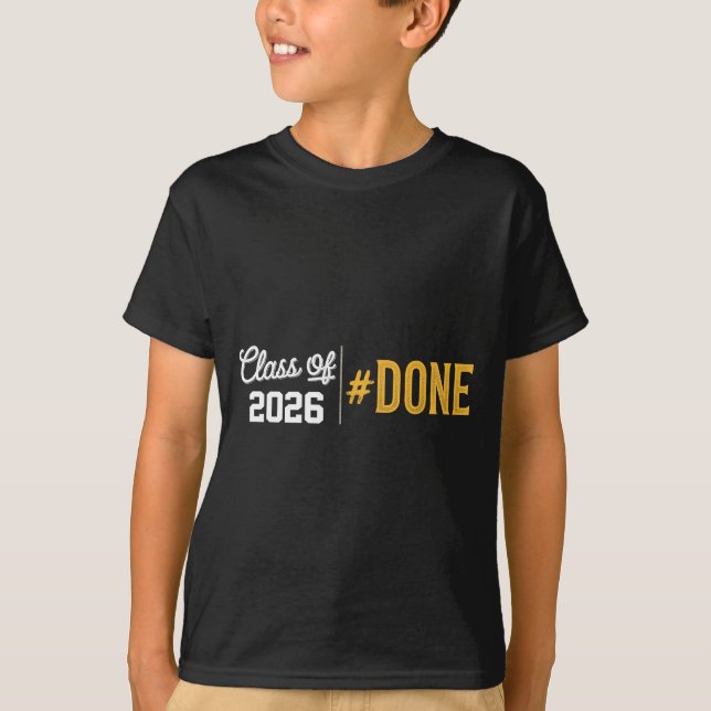 Camiseta Feito formando da turma de 2026 engraçado formatur (Frente)