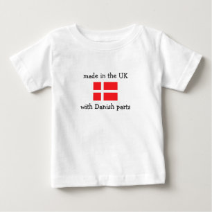 Camiseta feito no Reino Unido com peças dinamarquesas