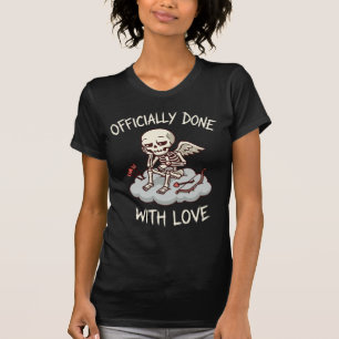 Camiseta Feito Oficialmente Com Amor Desenho de Cupido Esqu