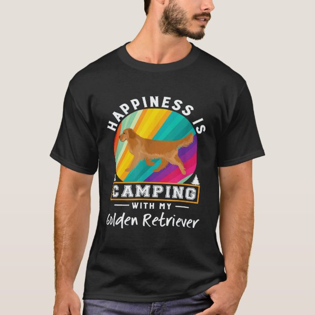 Camiseta Felicidade do Cão Retriever Dourado é Acampar (Frente)