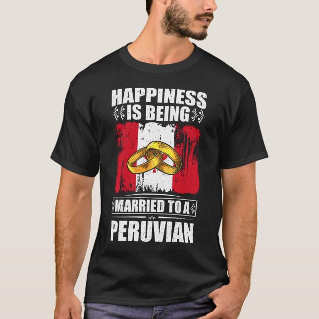 Camiseta Felicidade É Casada Com Um Peruano (Frente)