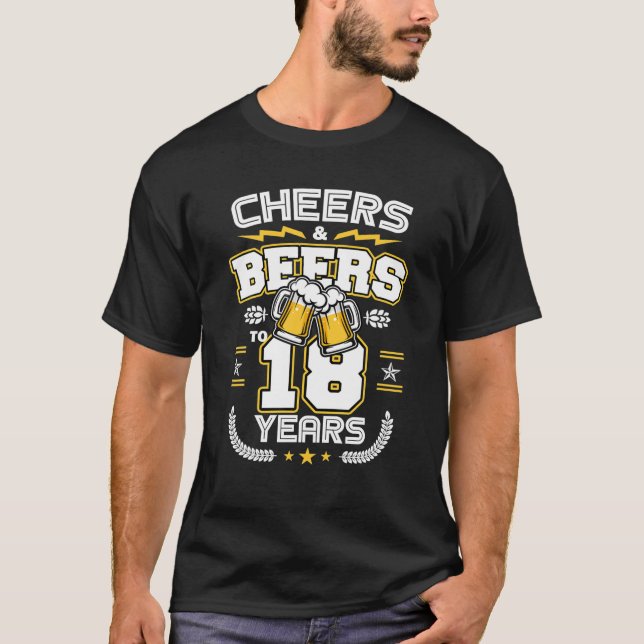 Camiseta Felicita Cervejas A 18 Anos Engraçado 18 Anos Aniv (Frente)