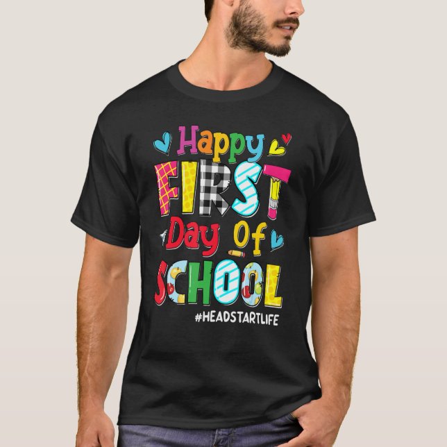 Camiseta Feliz 1º Dia Da Manchete Da Escola A Vida De Volta (Frente)