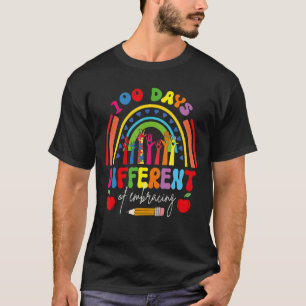 Camiseta Feliz 100 Dias De Escola E Abraçando Chá Diferente