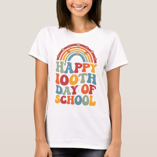 Camiseta Feliz 100 Dias De Groovy Retro Rainbow Na Escola (Frente)
