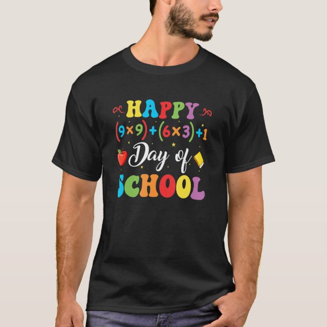 Camiseta Feliz 100 Dias De Professora De Matemática Na Esco (Frente)