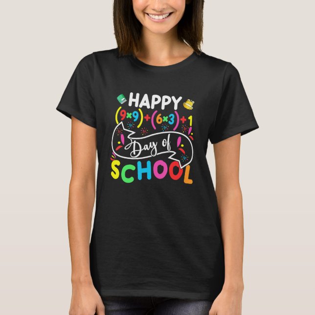 Camiseta Feliz 100 Dias De Professora De Matemática Na Esco (Frente)