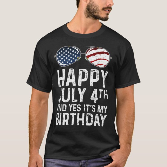 Camiseta Feliz 4 De Julho E Sim É Meu Aniversário (Frente)